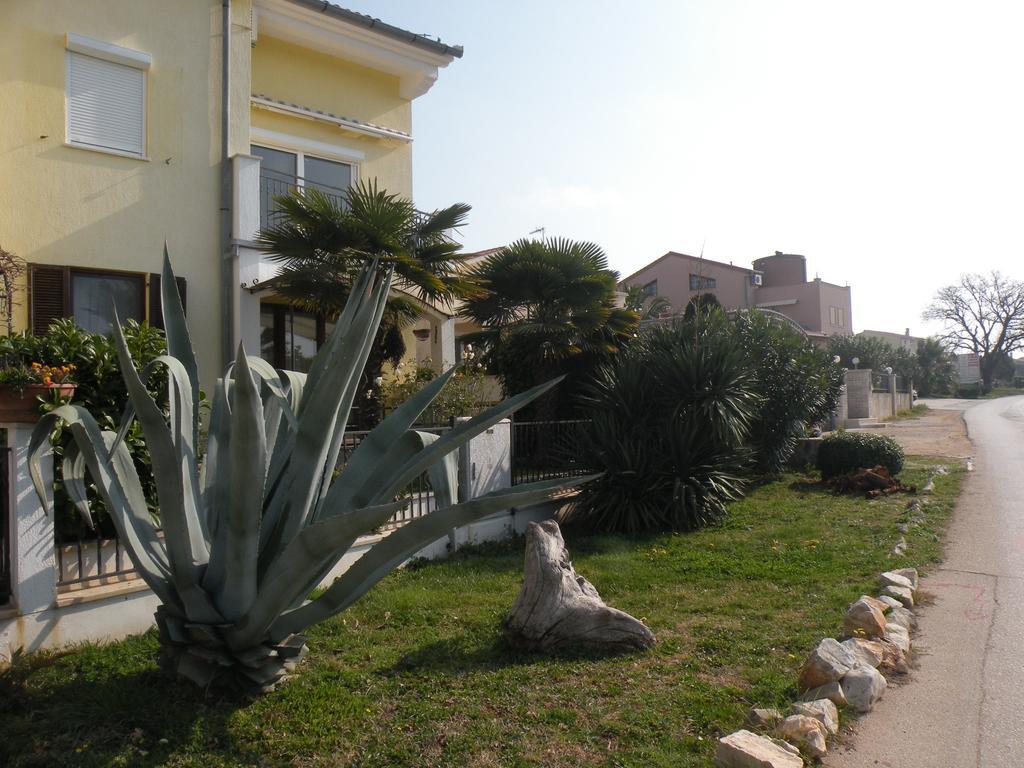 Sunset Apartment With A Private Yard At Medulin Riviera Rom bilde