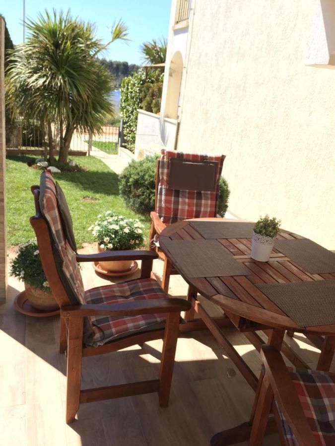 Sunset Apartment With A Private Yard At Medulin Riviera Eksteriør bilde